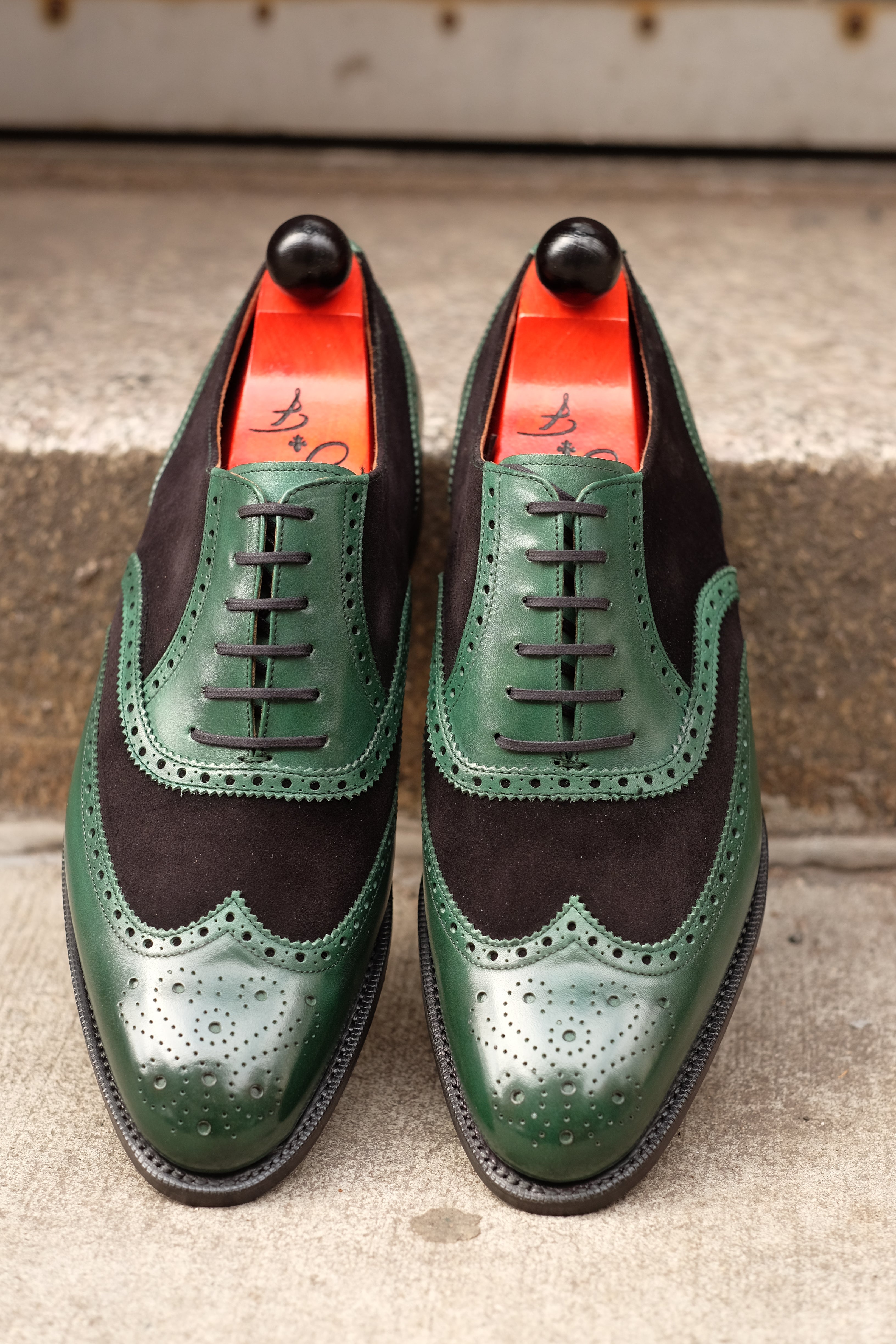 Kitsap - MTO - Forest Green Calf / Black Suede - TMG Last - Single Leather Sole - Heart Medallion